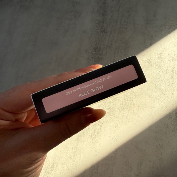 bareMinerals GEN NUDE Highlighting Blush 2-in-1 blush - Picture 4 of 4